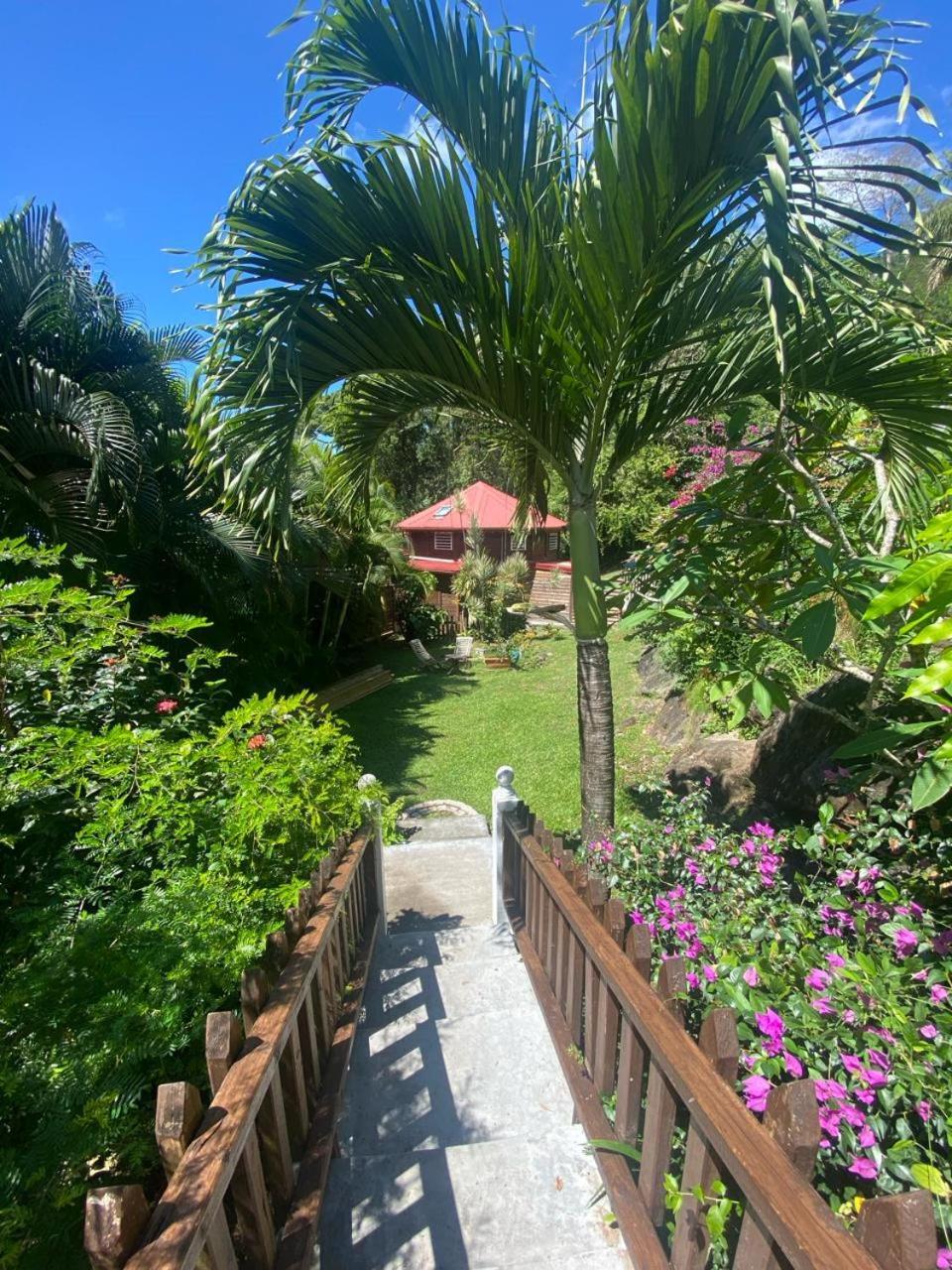 Le Domaine Du Rocher Noir Pointe-Noire Exterior foto